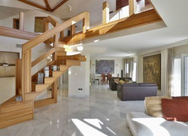 Multi-room flat in Marbella (Costa del Sol), buy cheap - 2 500 000 [63027] 4