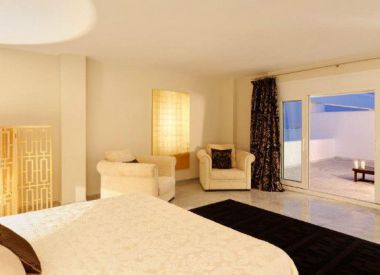 Multi-room flat in Marbella (Costa del Sol), buy cheap - 2 500 000 [63026] 5