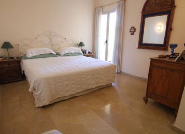 Apartments in Santa Ponsa (Mallorca), buy cheap - 485 000 [63242] 3