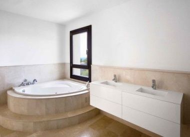 Villa in Santa Ponsa (Mallorca), buy cheap - 2 395 000 [63280] 4