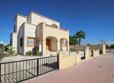 House in Orihuela (Costa Blanca), buy cheap - 156 000 [65668] 2