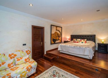 House in Marbella (Costa del Sol), buy cheap - 1 450 000 [65962] 9