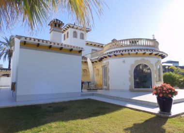 Villa in Cabo Roig (Costa Blanca), buy cheap - 995 000 [66007] 4
