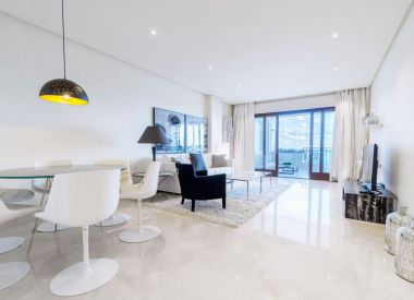 Apartments in Estepona (Costa del Sol), buy cheap - 1 250 000 [66015] 3