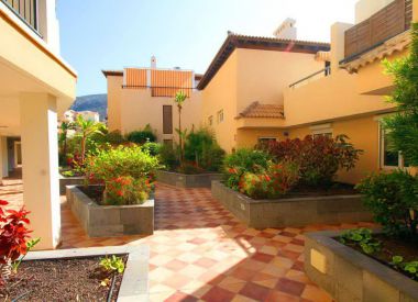 Villa in Los Cristianos (Tenerife), buy cheap - 585 000 [66656] 2