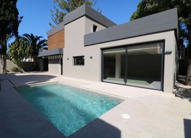 Villa in Marbella (Costa del Sol), buy cheap - 1 200 000 [66964] 1