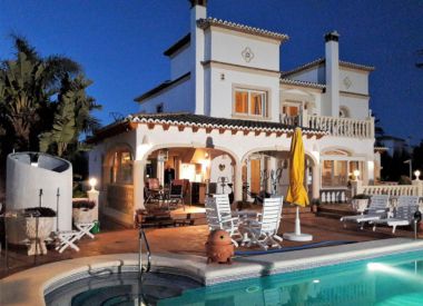 Villa in Calpe (Costa Blanca), buy cheap - 565 000 [67472] 2