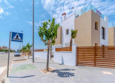 Villa in San Miguel de Salinas (Costa Blanca), buy cheap - 429 500 [68837] 4