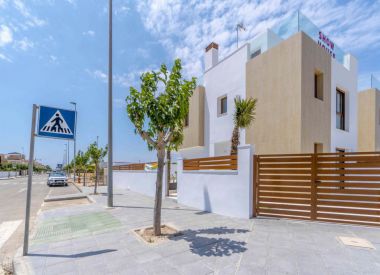 Villa in San Miguel de Salinas (Costa Blanca), buy cheap - 410 000 [69634] 2