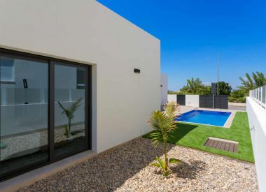 Villa in La Marina (Costa Blanca), buy cheap - 245 000 [70424] 5