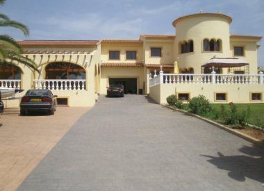 Villa in Calpe (Costa Blanca), buy cheap - 930 000 [70187] 1