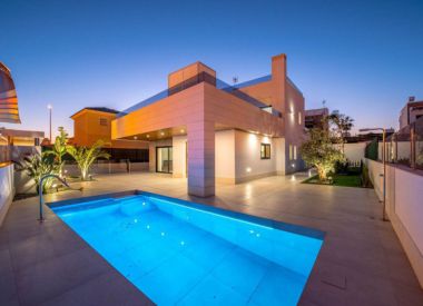 Villa in Cabo Roig (Costa Blanca), buy cheap - 760 000 [67928] 1