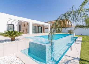Villa in Cabo Roig (Costa Blanca), buy cheap - 630 000 [68087] 3