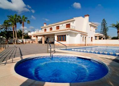 Villa in Cabo Roig (Costa Blanca), buy cheap - 3 700 000 [68425] 3