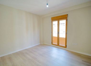 Apartments in Valencia (Costa Blanca), buy cheap - 135 000 [68623] 4