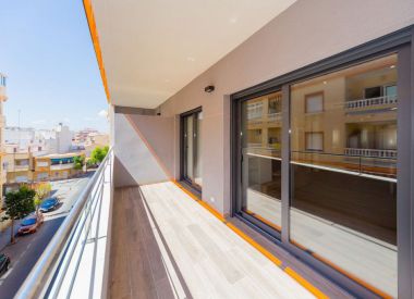 Apartments in Torrevieja (Costa Blanca), buy cheap - 225 000 [71787] 3