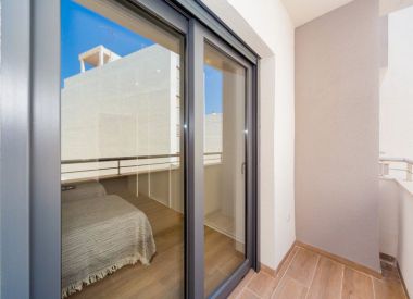 Apartments in Torrevieja (Costa Blanca), buy cheap - 225 000 [71787] 6