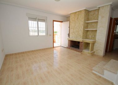 Townhouse in Torrevieja (Costa Blanca), buy cheap - 127 000 [71775] 5