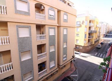 Apartments in Torrevieja (Costa Blanca), buy cheap - 77 900 [71770] 7