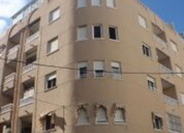 Apartments in Torrevieja (Costa Blanca), buy cheap - 107 000 [71768] 1