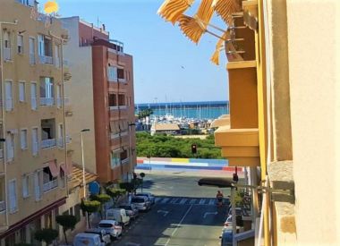 Apartments in Torrevieja (Costa Blanca), buy cheap - 51 900 [71721] 1