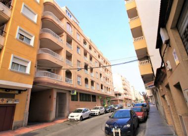 Apartments in Torrevieja (Costa Blanca), buy cheap - 76 900 [71665] 1