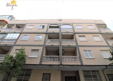 Apartments in Torrevieja (Costa Blanca), buy cheap - 77 900 [71630] 1