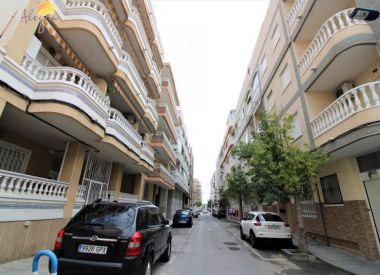 Apartments in Torrevieja (Costa Blanca), buy cheap - 77 900 [71630] 2
