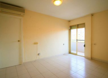 Apartments in Alicante (Costa Blanca), buy cheap - 73 000 [71842] 2