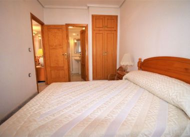Apartments in Torrevieja (Costa Blanca), buy cheap - 106 000 [72319] 8