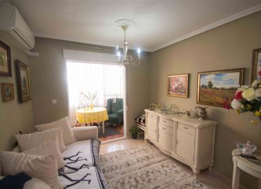 Apartments in Torrevieja (Costa Blanca), buy cheap - 76 000 [72306] 2