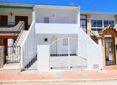 Townhouse in Torrevieja (Costa Blanca), buy cheap - 145 000 [72303] 1