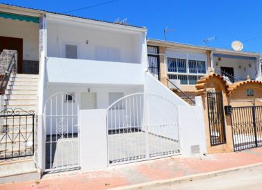 Townhouse in Torrevieja (Costa Blanca), buy cheap - 145 000 [72303] 2