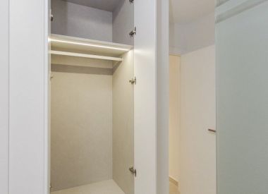 Apartments in Torrevieja (Costa Blanca), buy cheap - 114 990 [72300] 6
