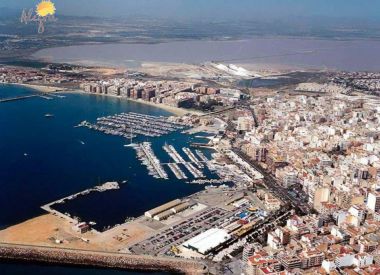 Apartments in Torrevieja (Costa Blanca), buy cheap - 89 900 [72258] 2