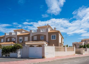 Townhouse in Torrevieja (Costa Blanca), buy cheap - 145 000 [72217] 2