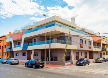 Apartments in Torrevieja (Costa Blanca), buy cheap - 150 000 [72200] 1