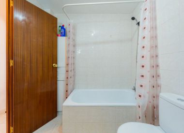 Apartments in Torrevieja (Costa Blanca), buy cheap - 61 000 [72197] 10