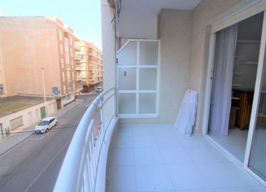 Apartments in Torrevieja (Costa Blanca), buy cheap - 96 900 [72183] 7