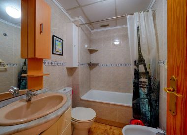 Apartments in Torrevieja (Costa Blanca), buy cheap - 75 000 [72173] 5
