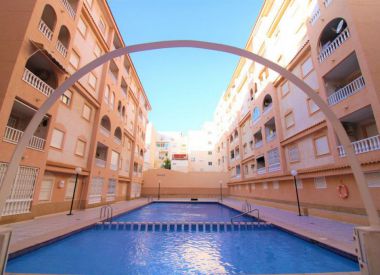 Apartments in Torrevieja (Costa Blanca), buy cheap - 112 900 [72157] 3