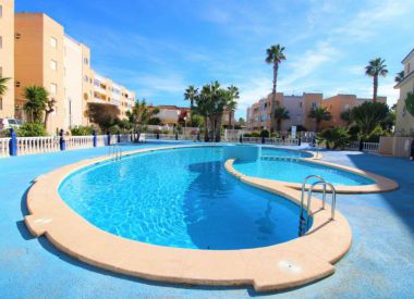 Apartments in Torrevieja (Costa Blanca), buy cheap - 64 900 [72118] 1