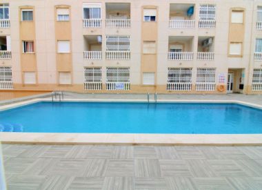Apartments in Torrevieja (Costa Blanca), buy cheap - 52 900 [72098] 1