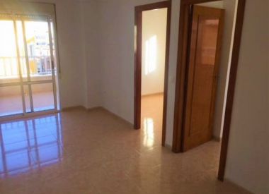 Apartments in Torrevieja (Costa Blanca), buy cheap - 63 900 [72086] 3