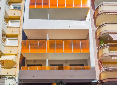 Apartments in Torrevieja (Costa Blanca), buy cheap - 71 900 [72053] 1