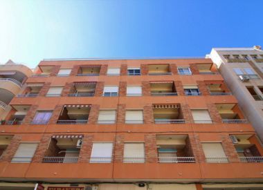 Apartments in Torrevieja (Costa Blanca), buy cheap - 76 000 [72045] 1