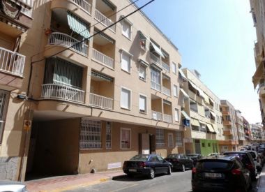 Apartments in Torrevieja (Costa Blanca), buy cheap - 65 000 [72036] 1