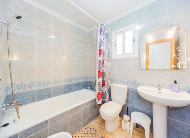 Apartments in Torrevieja (Costa Blanca), buy cheap - 56 900 [72034] 10
