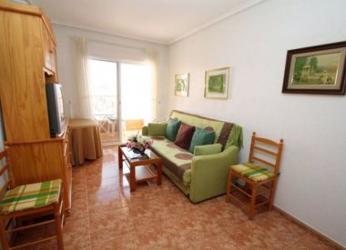 Apartments in Torrevieja (Costa Blanca), buy cheap - 90 000 [72011] 3