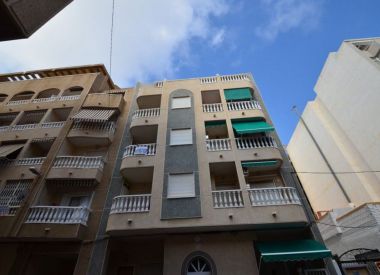 Apartments in Torrevieja (Costa Blanca), buy cheap - 75 900 [72004] 1